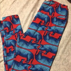 Lularoe one size OS leggings Pigs